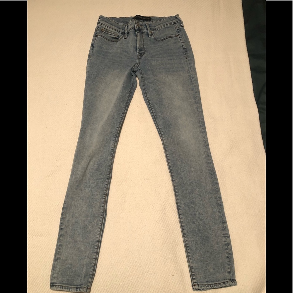 Light wash jeans